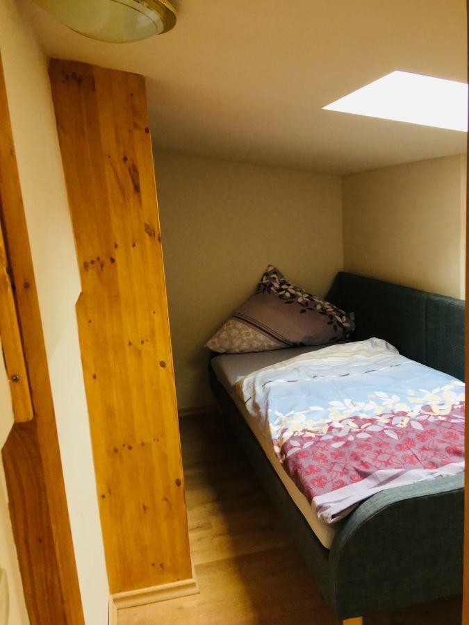Ferienwohnung Am Nuerburgring/Wintersport Arft Acht Exteriör bild