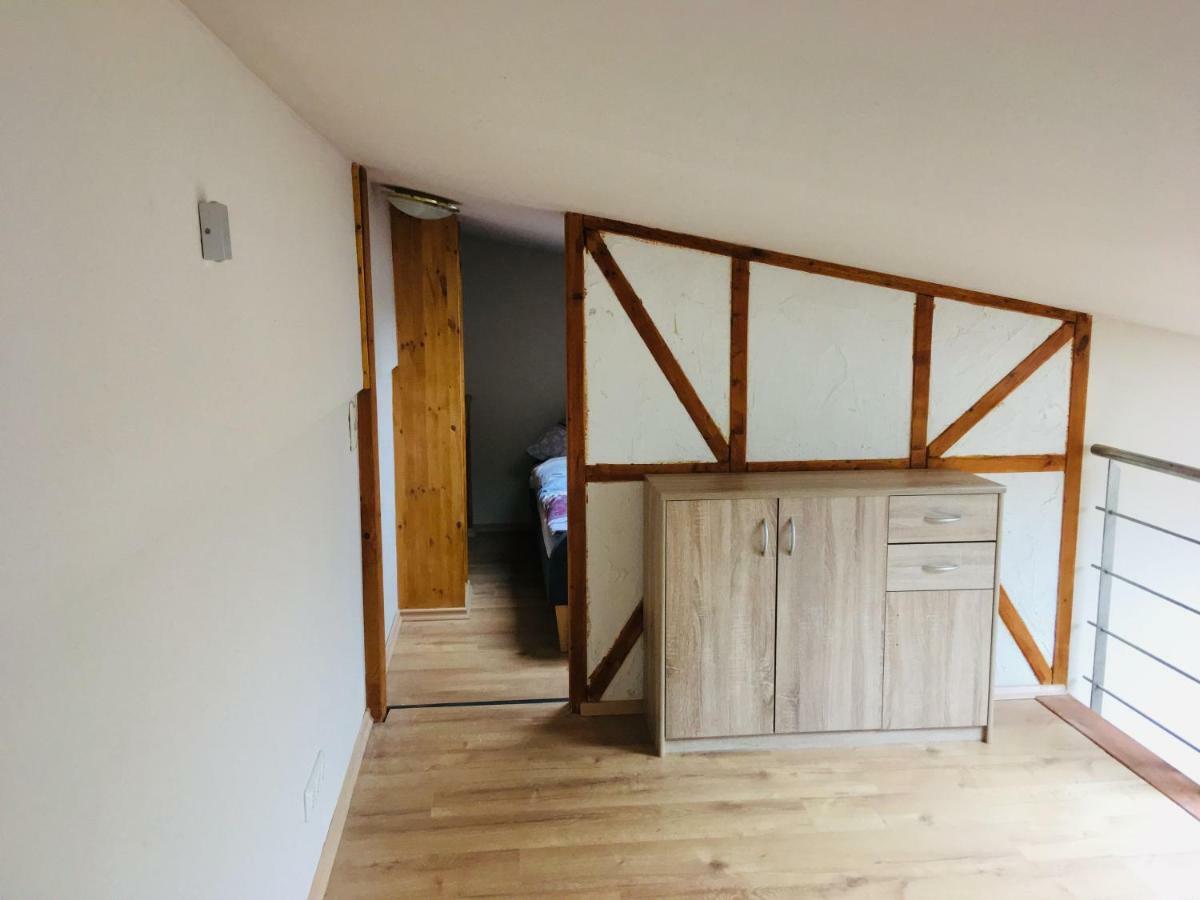 Ferienwohnung Am Nuerburgring/Wintersport Arft Acht Exteriör bild