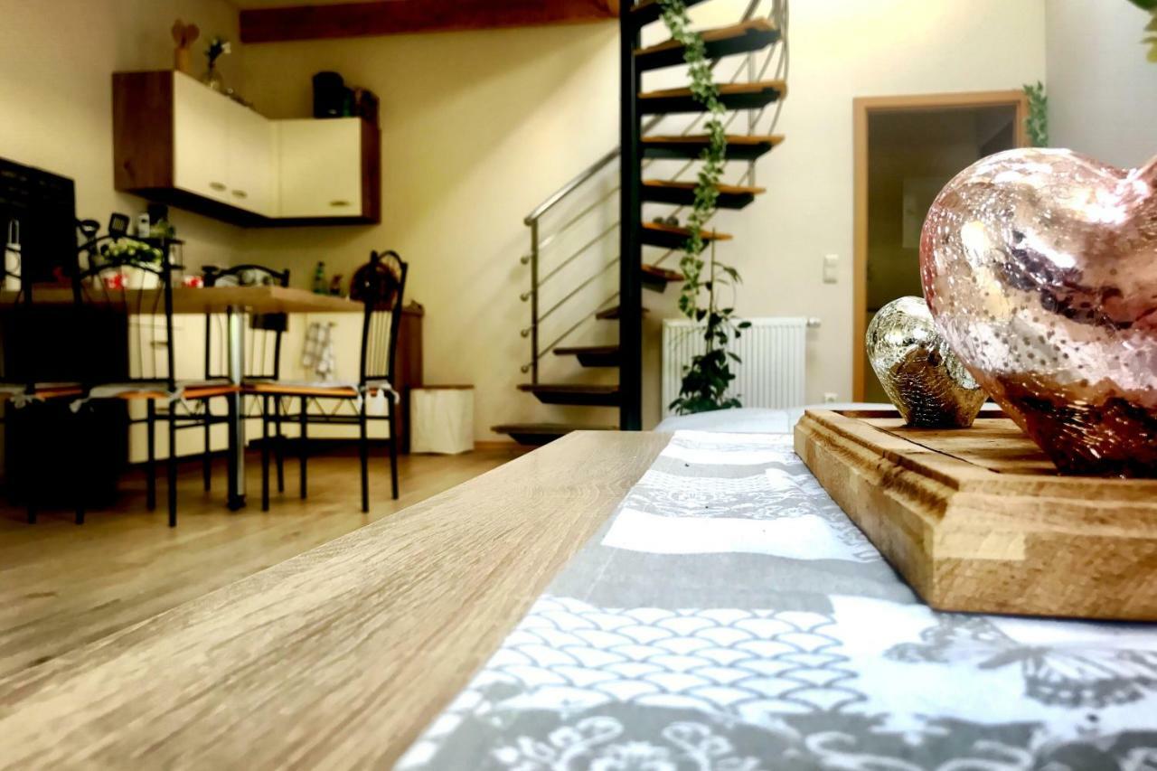 Ferienwohnung Am Nuerburgring/Wintersport Arft Acht Exteriör bild